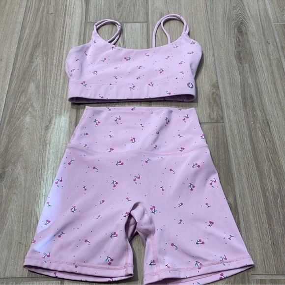 Astoria Luxe Blossom shorts + Sports bra 2 PC Set Cherry Polka Dots Sz XS - Picture 6 of 11